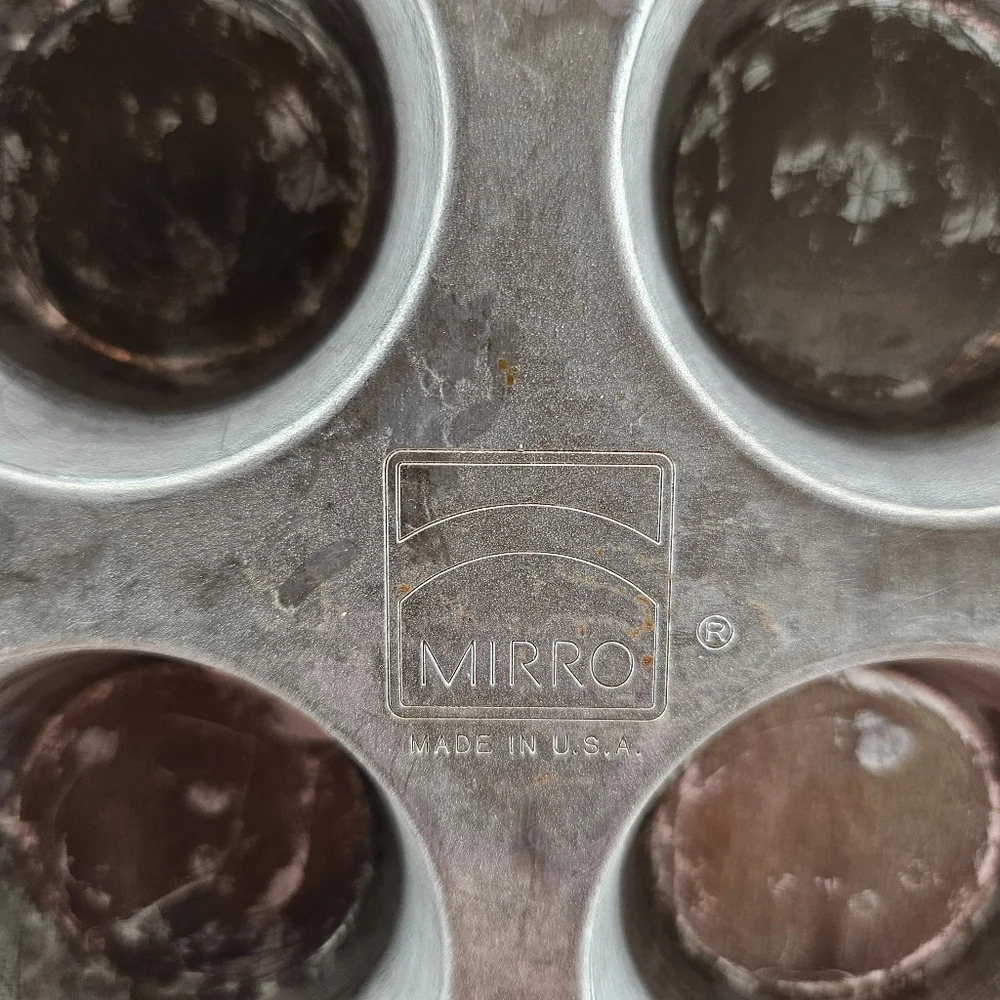 Vintage Mirro Mini Muffin Tin Pan  Aluminum‎ Cupcake 12 Holes 162M - Picture 5 of 5